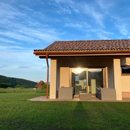 Panorama Home Valča Eksteriør bilde