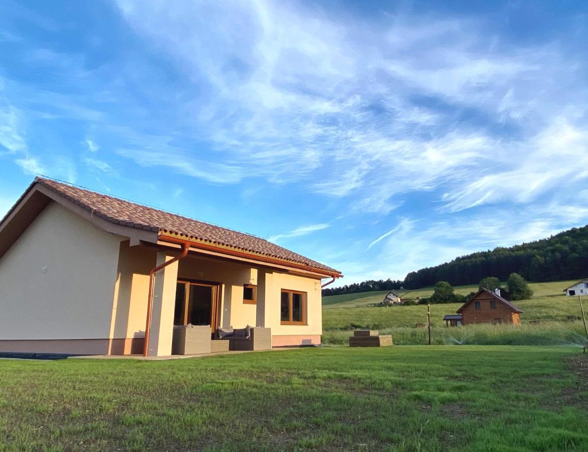 Panorama Home Valča Eksteriør bilde